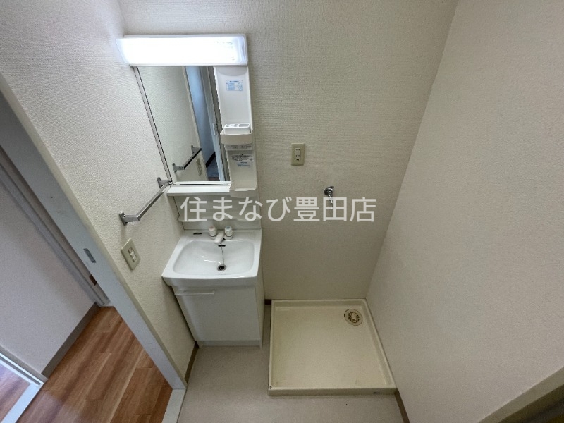 洗面設備　同型別部屋写真