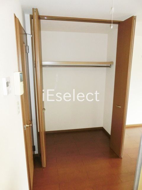収納　お部屋のクローゼットです。