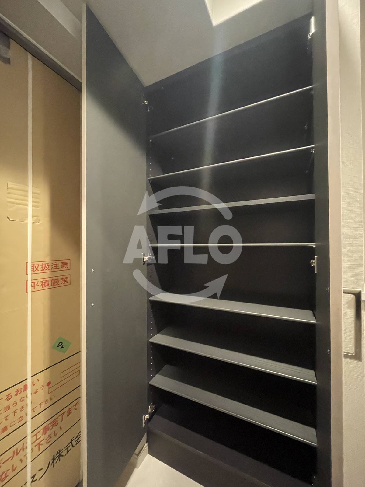 収納　スプランディット福島WEST　シューズボックス