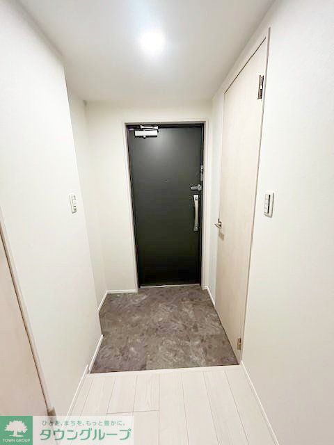 玄関　キッチン