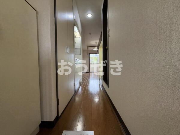 玄関　※別室の写真になります