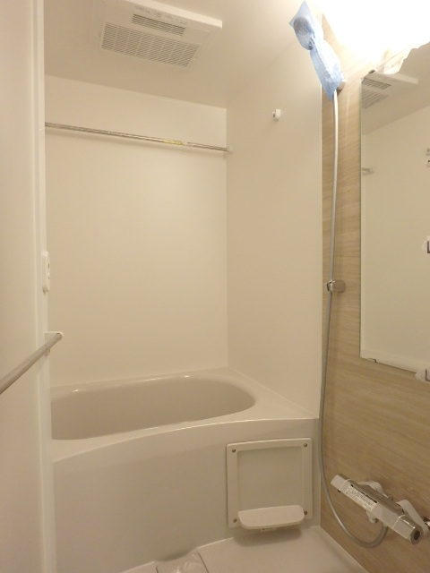 バス・シャワールーム　同タイプ別部屋写真