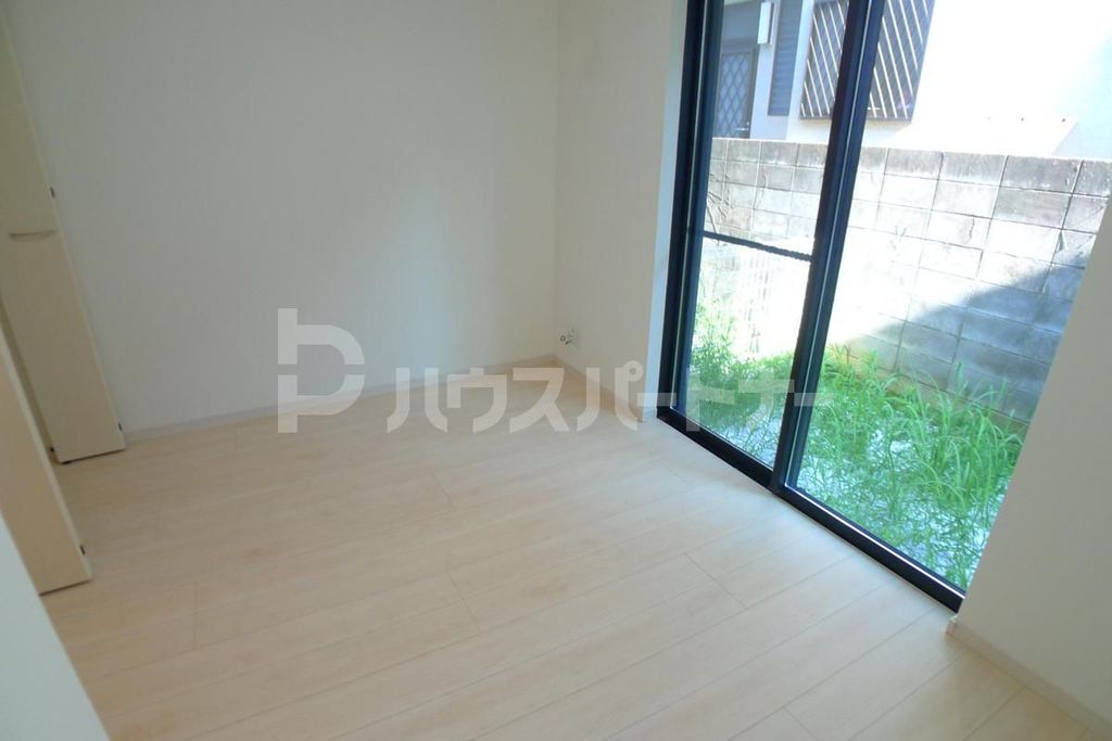 居室・リビング　バルコニー