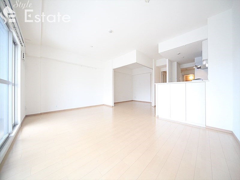 居室・リビング　内装