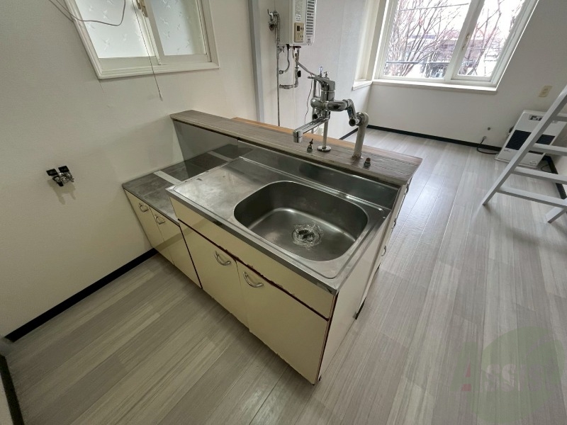 キッチン　キッチンはスペースも広々していて使いやすそうですよ！