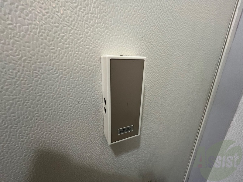 セキュリティ　来客時にはこちらのチャイムが鳴りますよ。