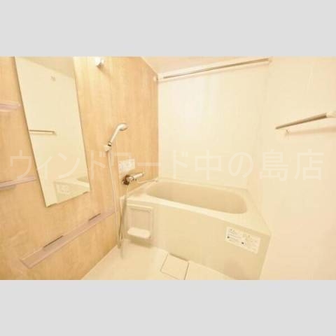 バス・シャワールーム　詳細は、ウィンドワード中の島店までご相談下さい。
