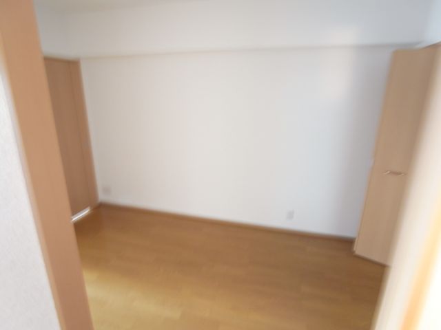 収納　天上高く開放感あります。