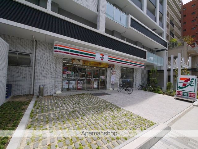 コンビニ　セブンイレブン（コンビニ）まで529m
