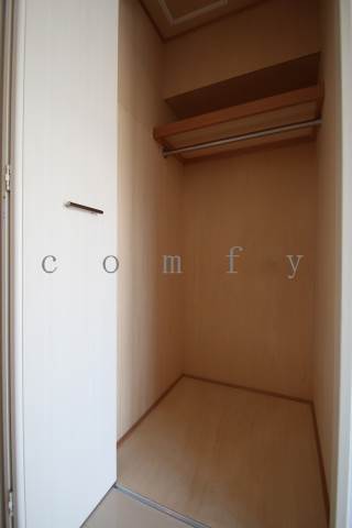 収納　奥行きのあるクローゼット