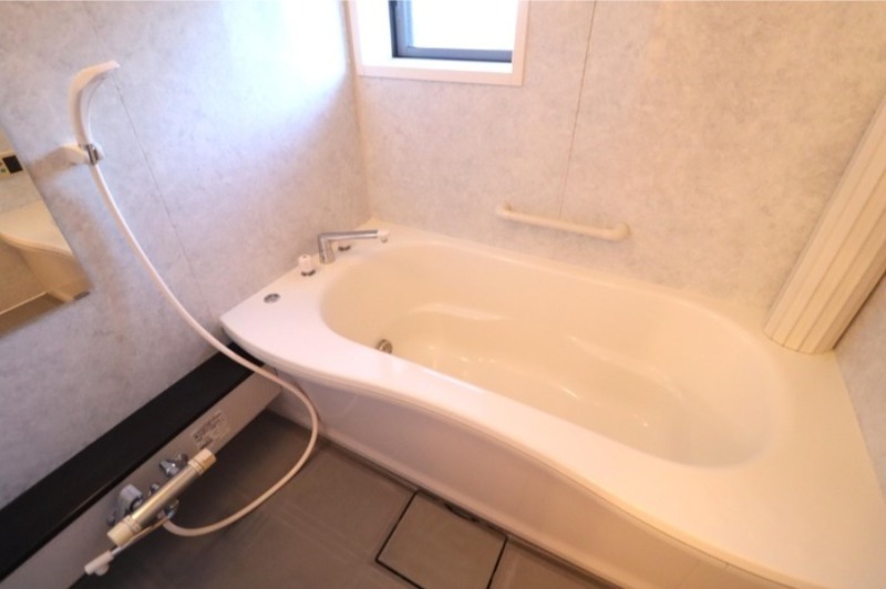 バス・シャワールーム　図面と現状に相違がある場合には現状を優先