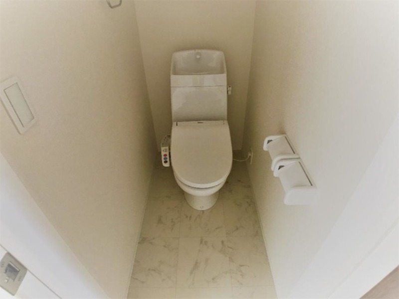 トイレ　図面と現状に相違がある場合には現状を優先