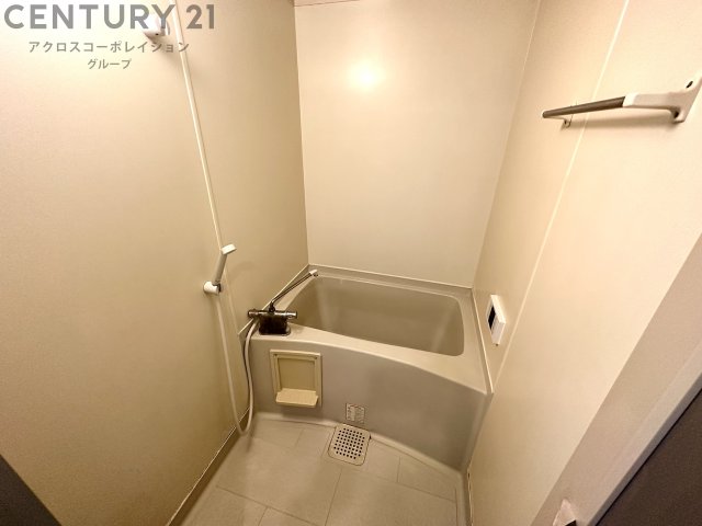 バス・シャワールーム　シンプルで機能的なユニットバスです！