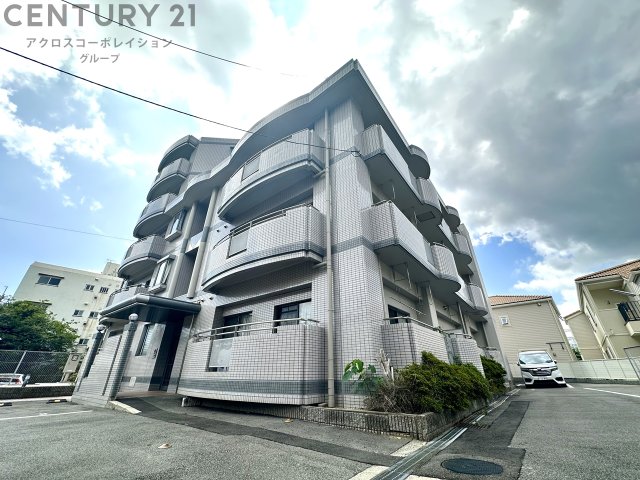 建物外観　敷地内駐輪場あり！