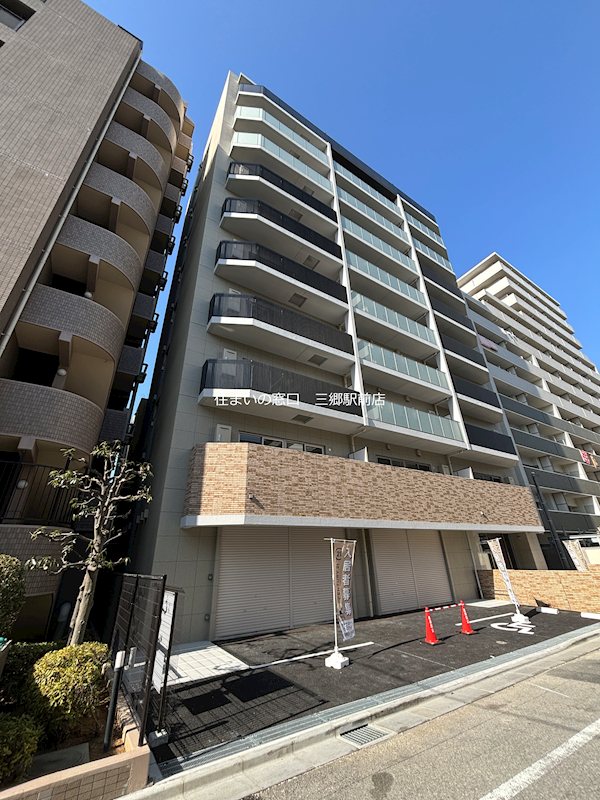 建物外観　プレド・ラガールのご紹介は、住まいの窓口アソシエにお任せ下さ