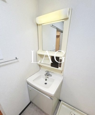 洗面設備　洗面台です。