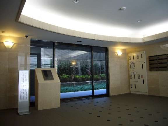 ロビー　★見学予約受付中★