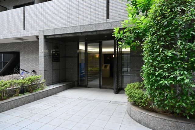 エントランス　★見学予約受付中★