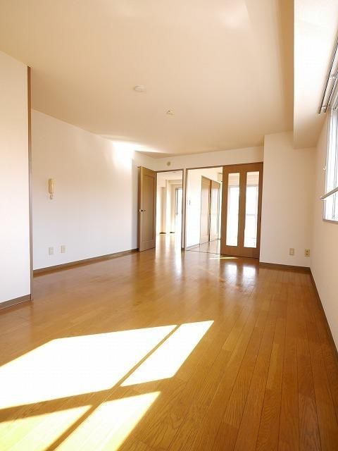 居室・リビング　★お部屋探しは株式会社タウンハウジング東京まで★