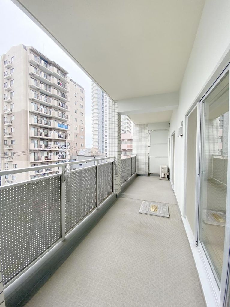 バルコニー　共有部分