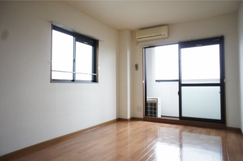 居室・リビング　図面と現状に相違がある場合には現状を優先