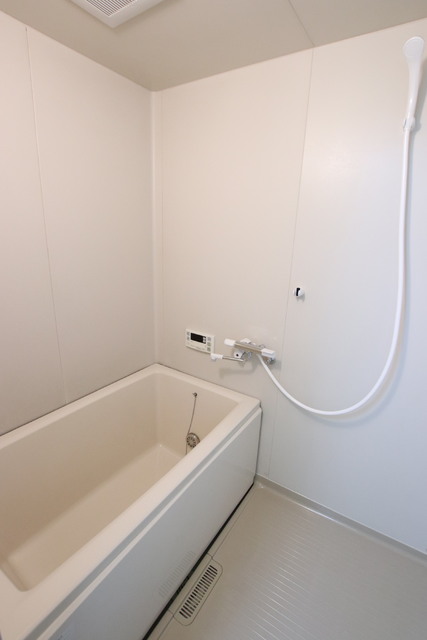 バス・シャワールーム　追焚機能あり♪