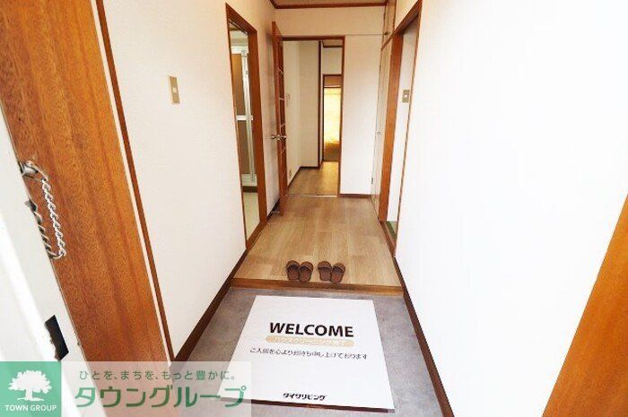 玄関　※別号室参考写真です