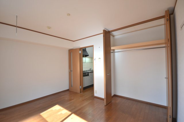 収納　※同建物別部屋参考写真です。