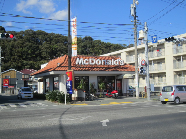 飲食店　マクドナルド浜松高林（飲食店）まで986m