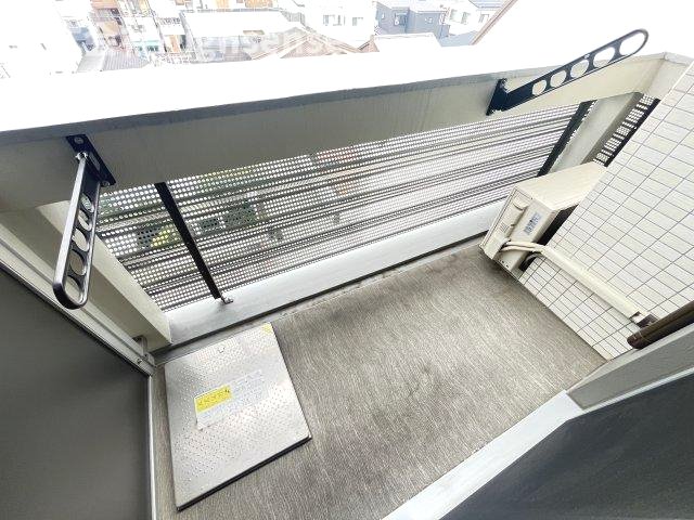 バルコニー　バルコニーがあります