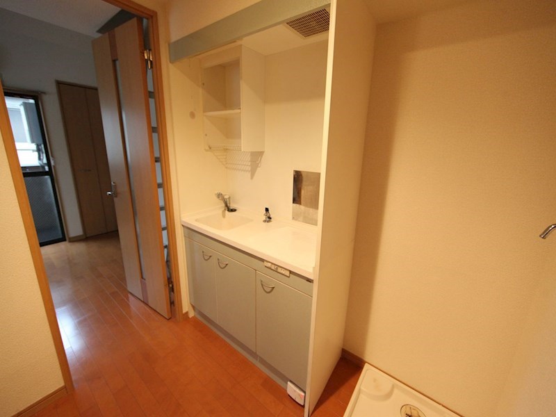 キッチン　キッチン（ガス2口コンロ設置可）