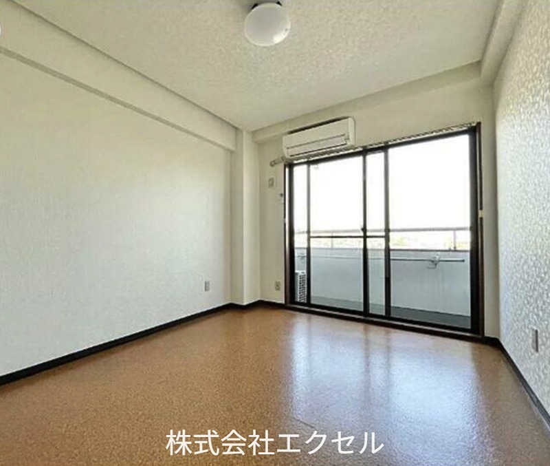 その他部屋・スペース　エアコン付きです。
