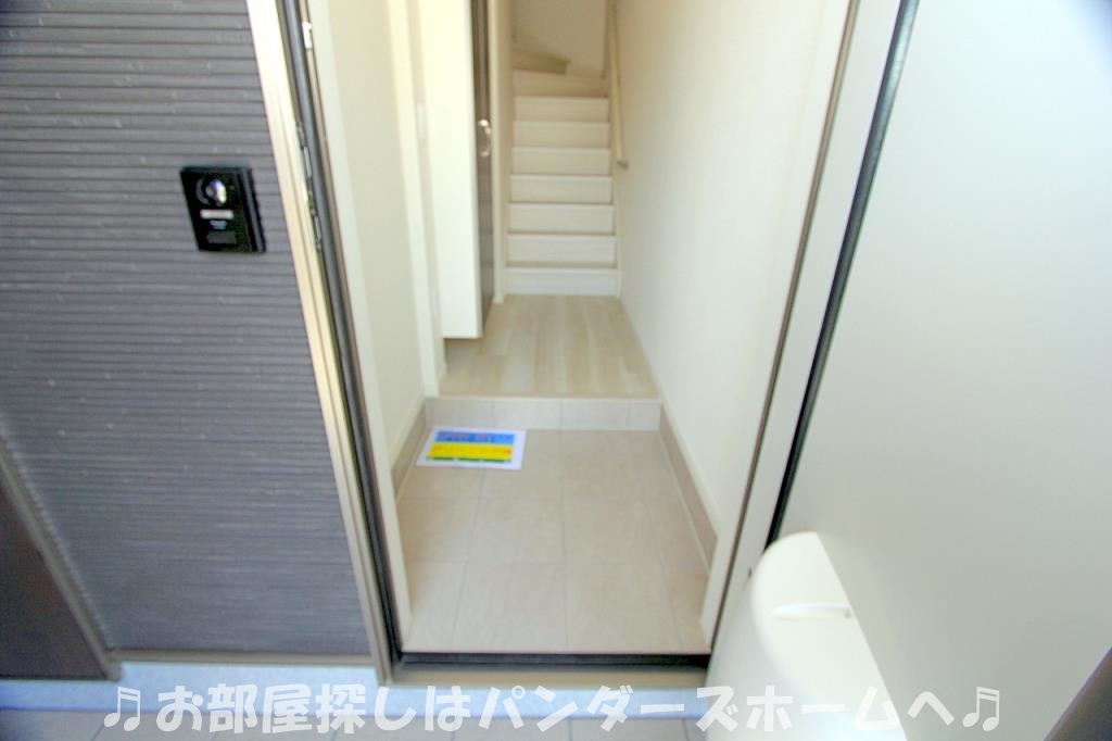 ロイヤルサージュの玄関写真