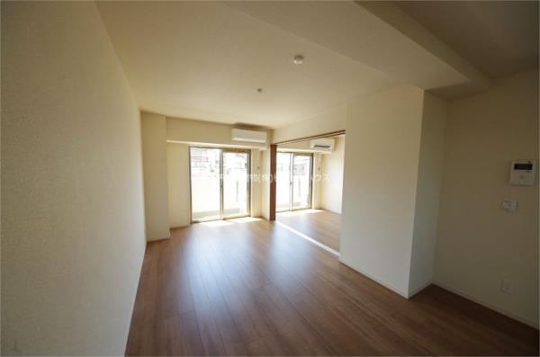 居室・リビング　１５．７帖ＬＤＫ