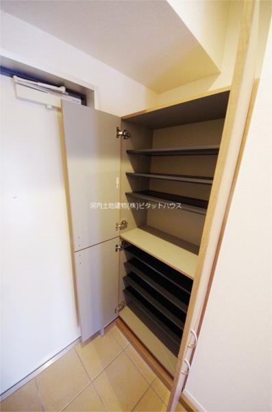 玄関　シューズボックス