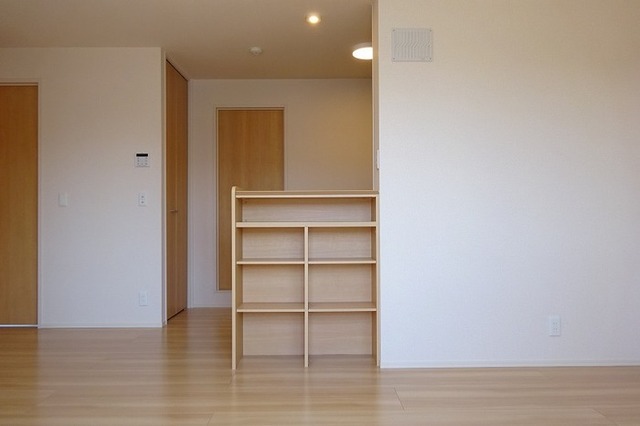 居室・リビング　リビング１３．９帖（照明器具付）