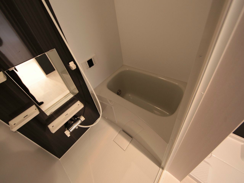 バス・シャワールーム　追い焚き付　オートバス機能付バスルーム
