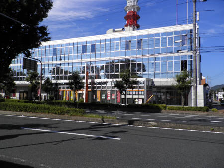 郵便局　福知山郵便局（郵便局）まで391m