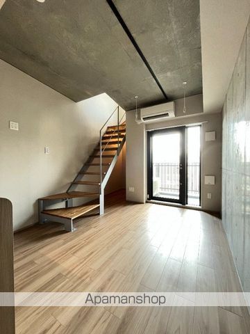 リヴ アン フルールの居間写真