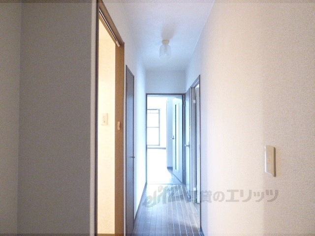 その他部屋・スペース　廊下