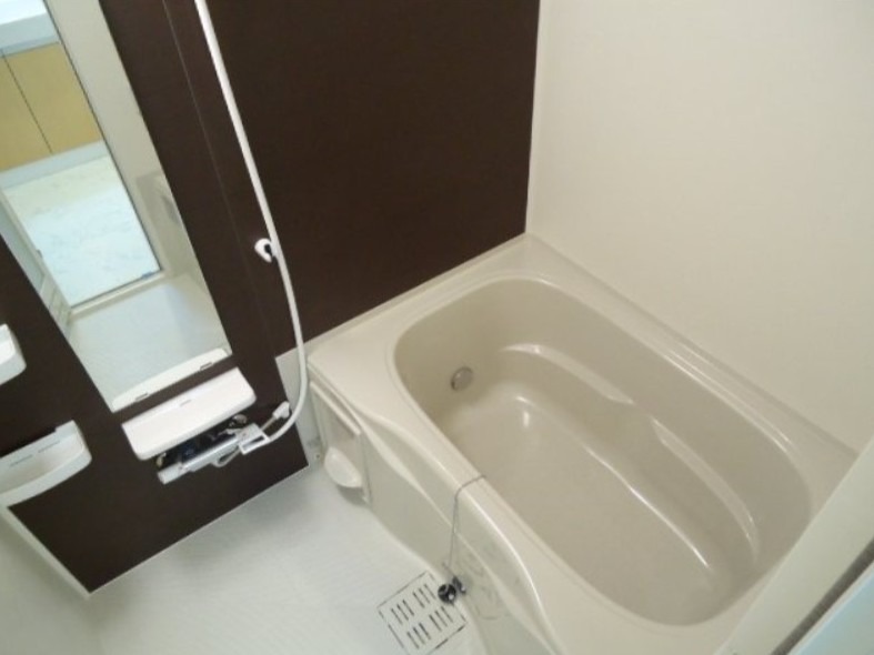 バス・シャワールーム　図面と現状に相違がある場合には現状を優先