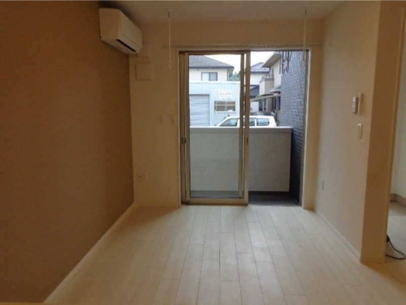 居室・リビング　図面と現状に相違がある場合には現状を優先