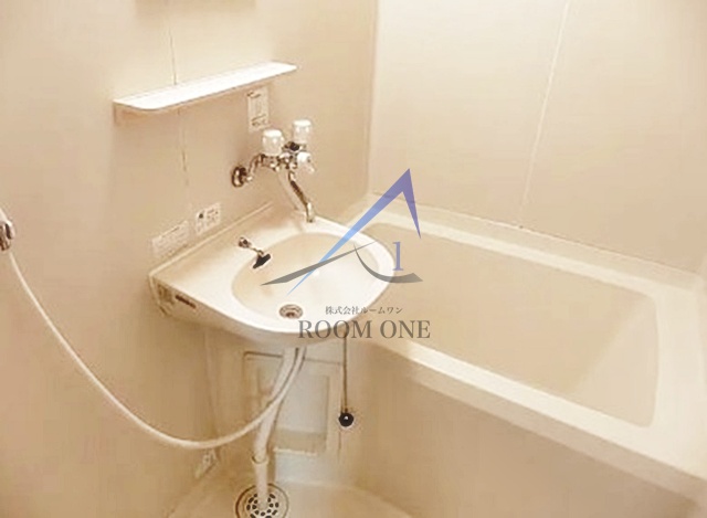 バス・シャワールーム　お風呂です。