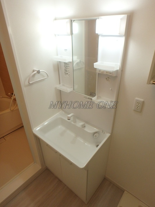 洗面設備　洗髪洗面化粧台