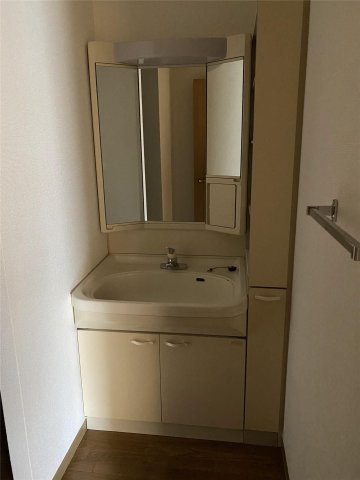 洗面設備　同仕様