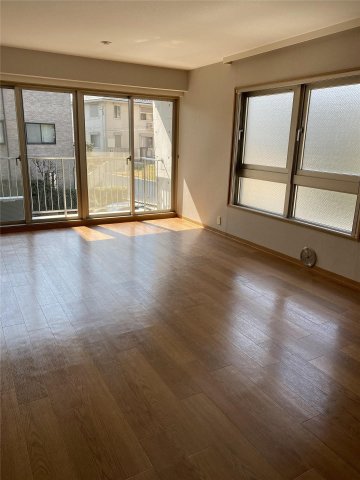 居室・リビング　同仕様