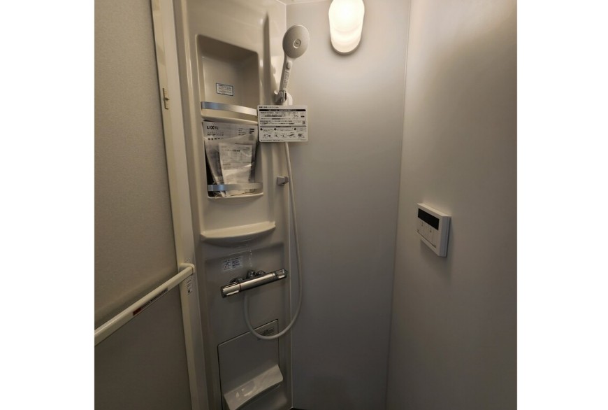 バス・シャワールーム　シャワールーム