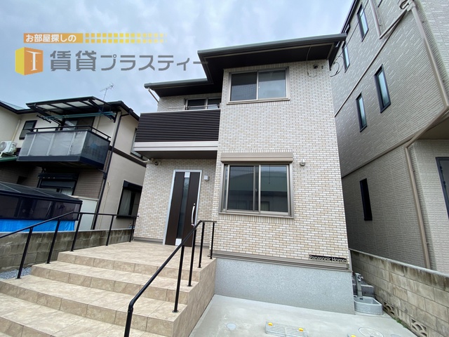 建物外観　パナソニックホームズ施工の戸建賃貸！