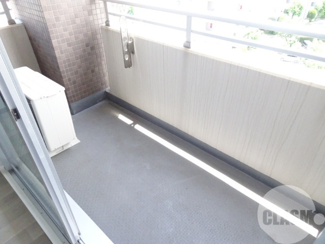 バルコニー　陽当たり良好です♪