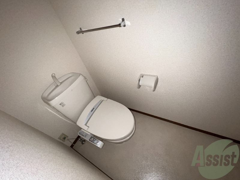 トイレ　トイレは清潔感があり安心して使用できそうです。